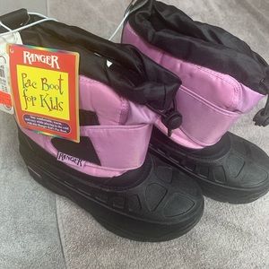 Girls snow boots